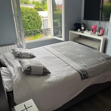 Ecrin De Verdure Bed & Breakfast La Tour-de-Salvagny